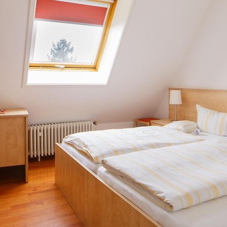 Caritas Tagungszentrum Freiburg Ruang foto
