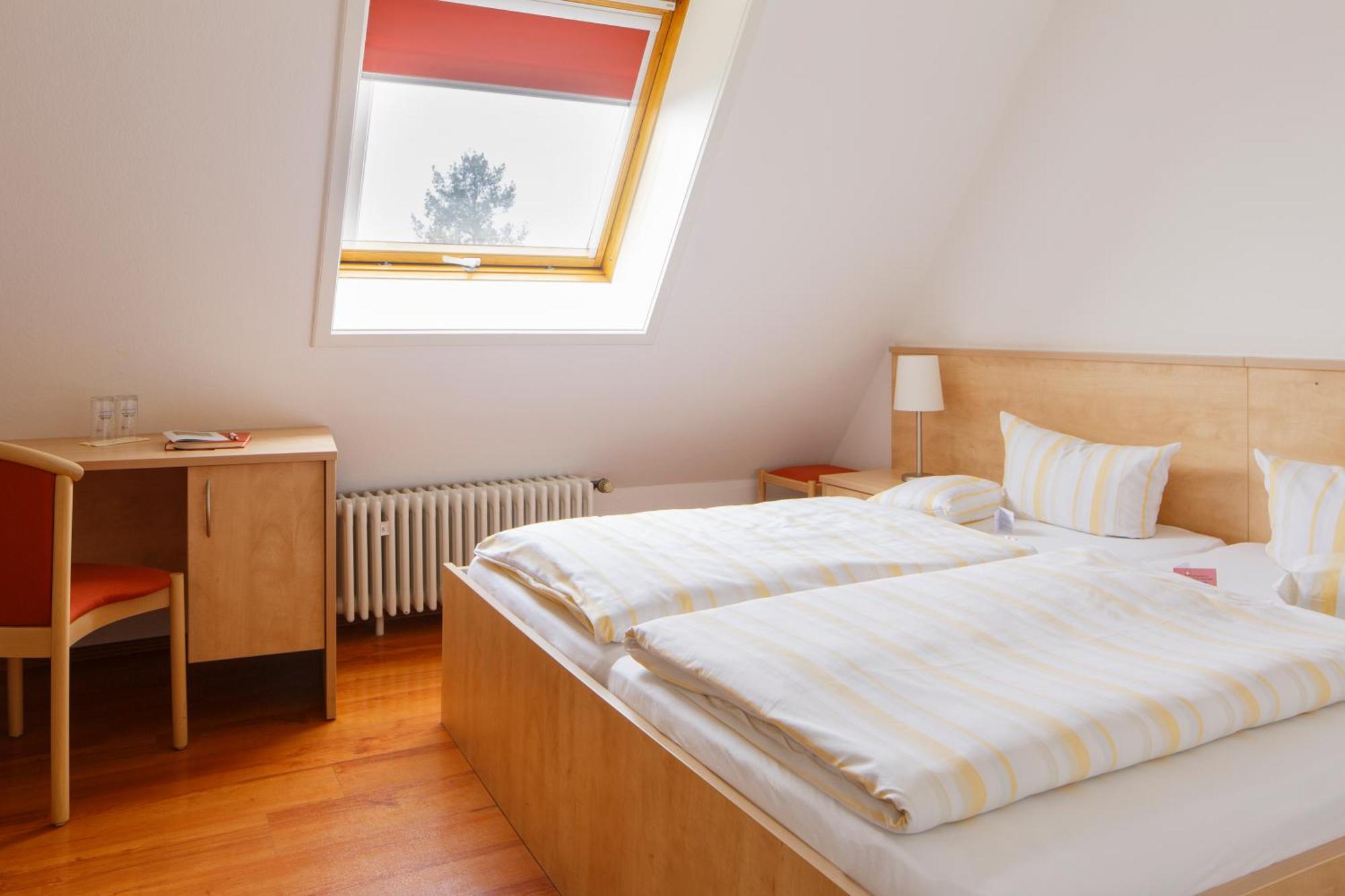 Caritas Tagungszentrum Freiburg Ruang foto