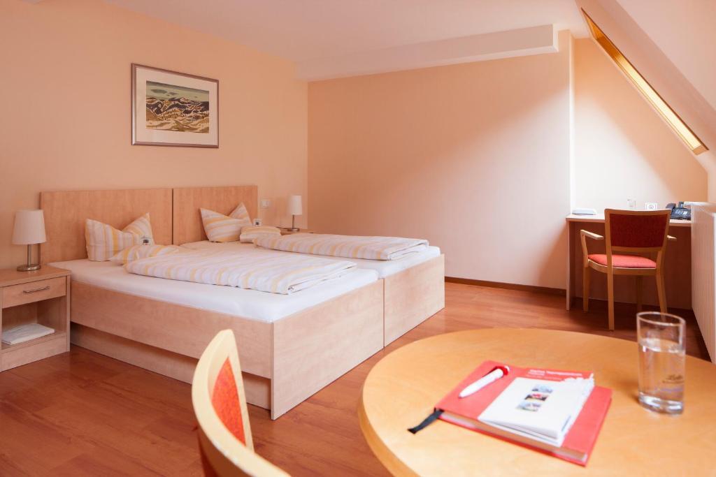 Caritas Tagungszentrum Freiburg Ruang foto